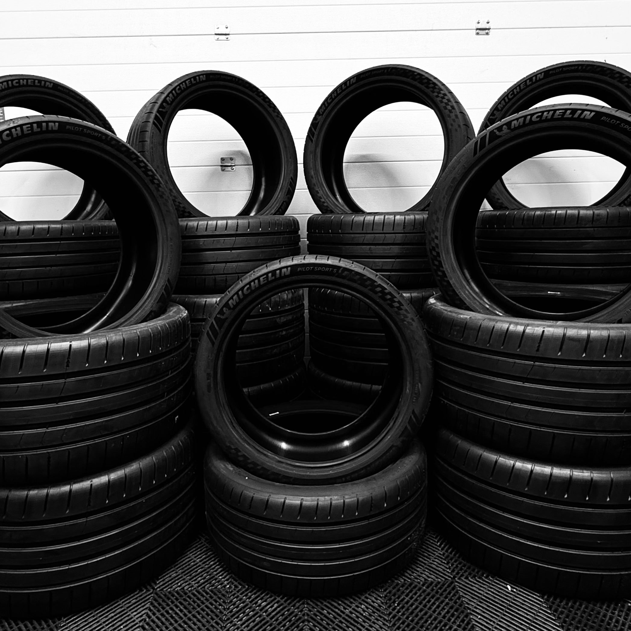 MICHELIN PILOT SPORT s5 TYRE SET (992 GT3 RS ONLY)